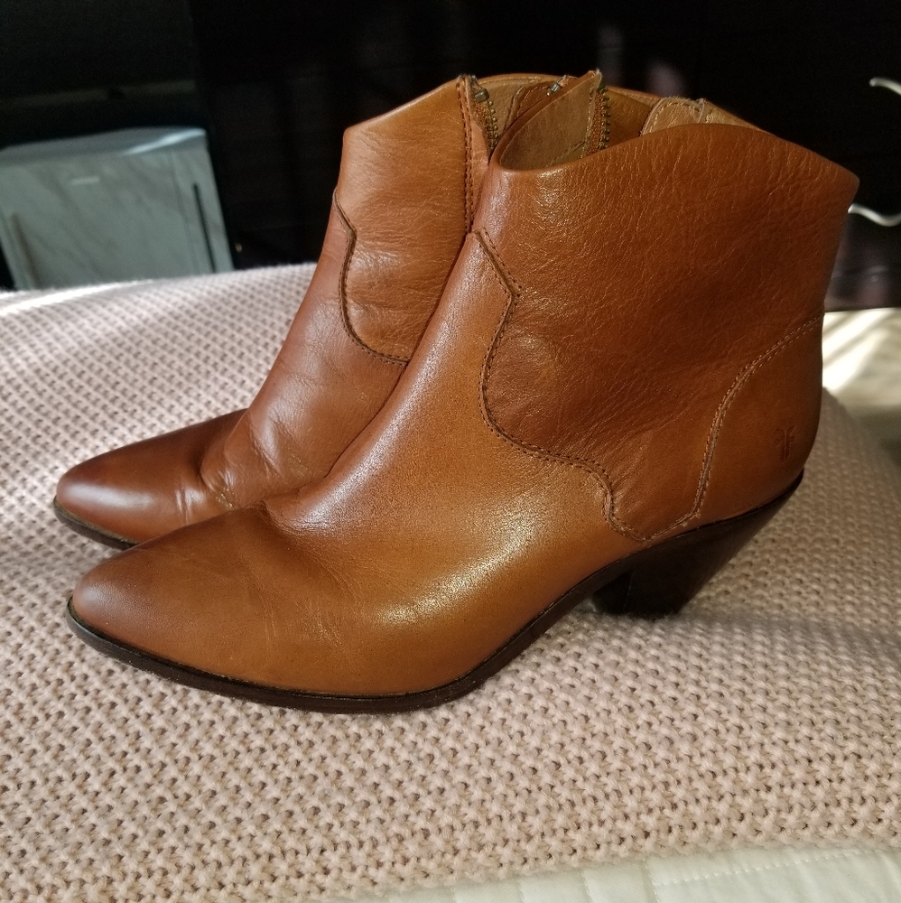 Frye tan booties - Picture 4 of 4
